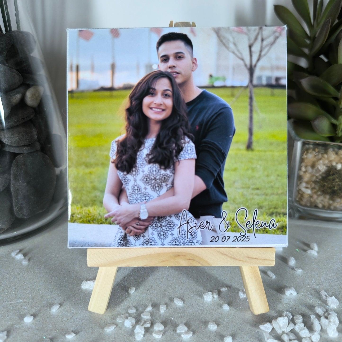 🖼️💑 Lienzo Personalizado – Centro de Mesa con Foto y Nombres