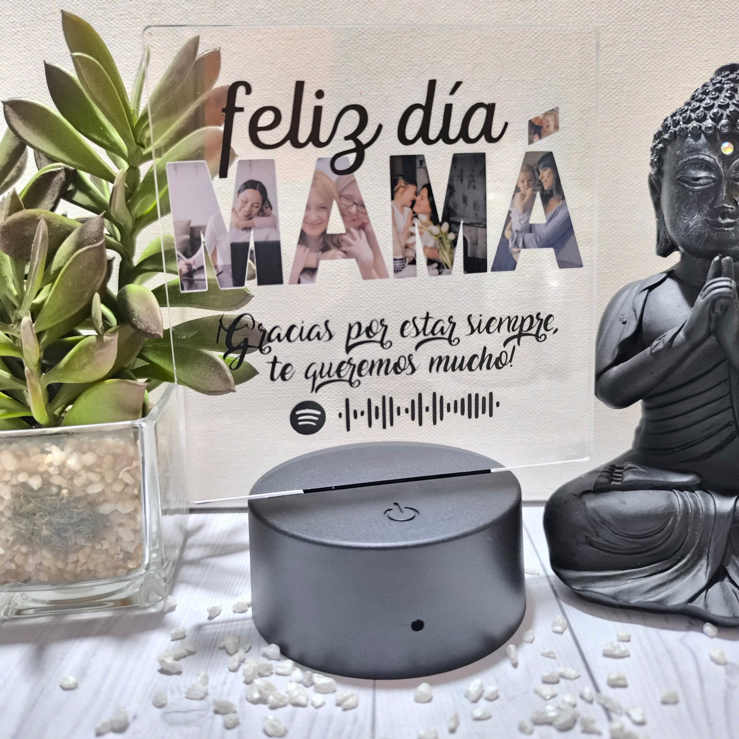 Lámpara personalizada Día de la Madre con fotos, canción en código Spotify y frase especial