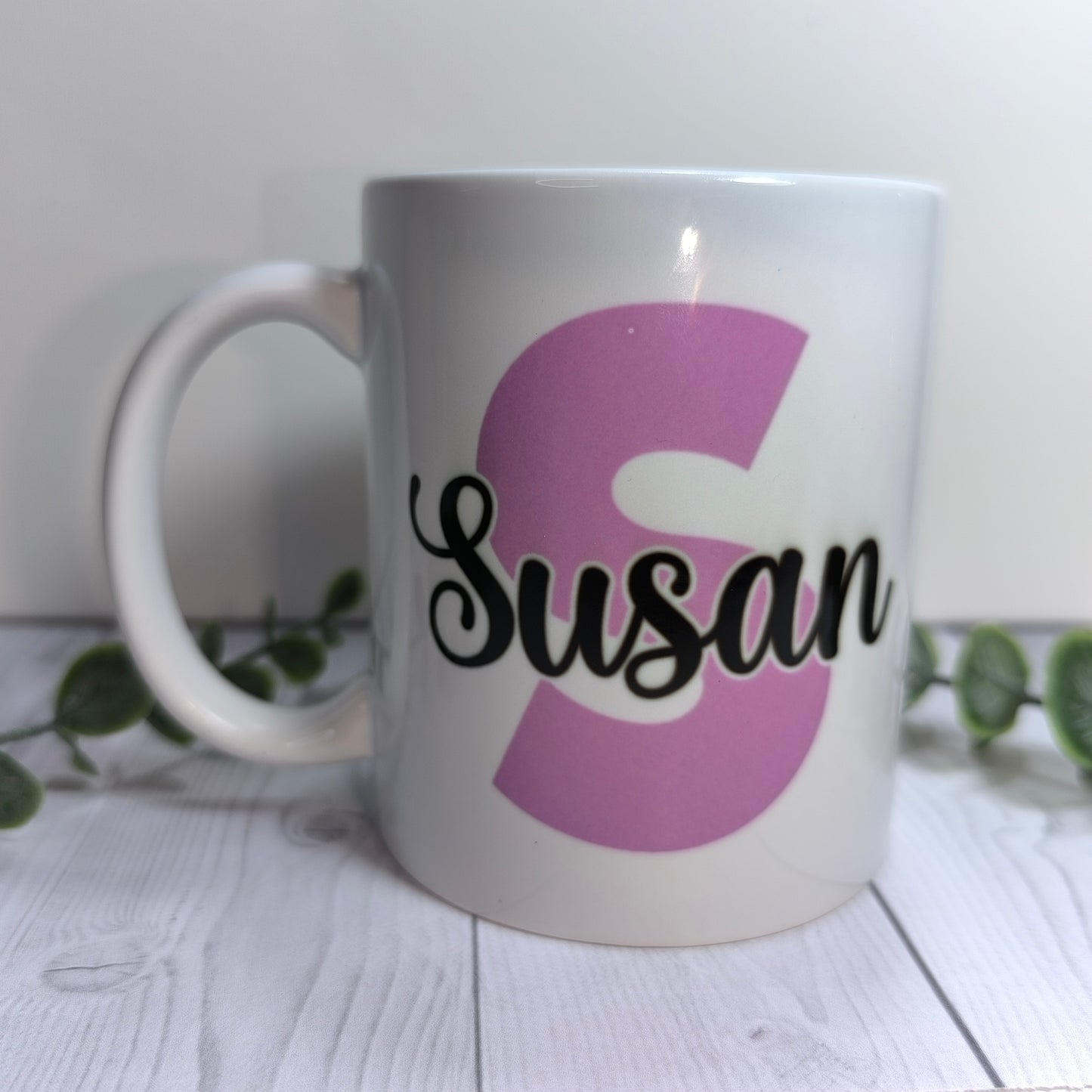 Taza personalizada con inicial y nombre