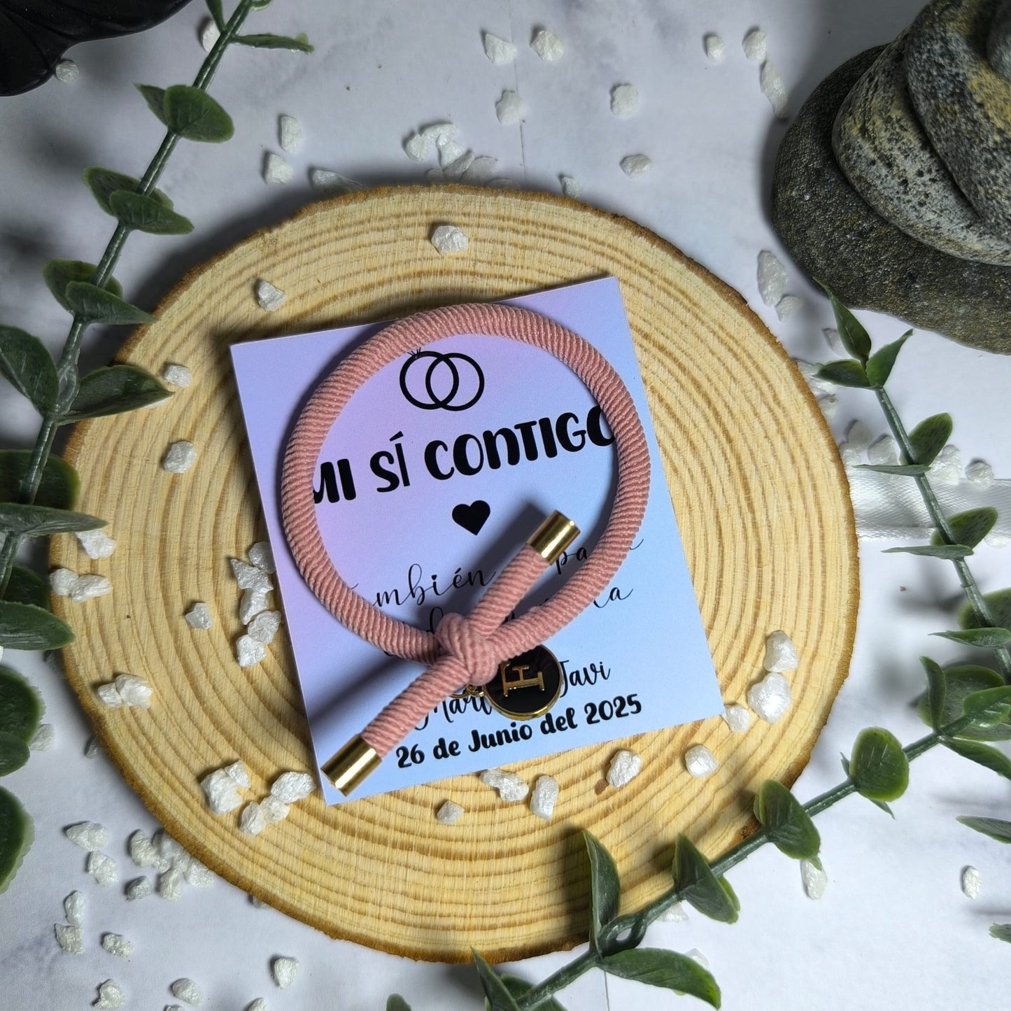Pulsera personalizada con inicial + tarjeta de boda personalizada