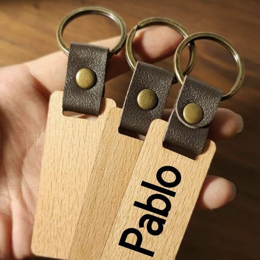 🔑 Llavero de Madera y Cuero Personalizado + Tarjeta de Boda