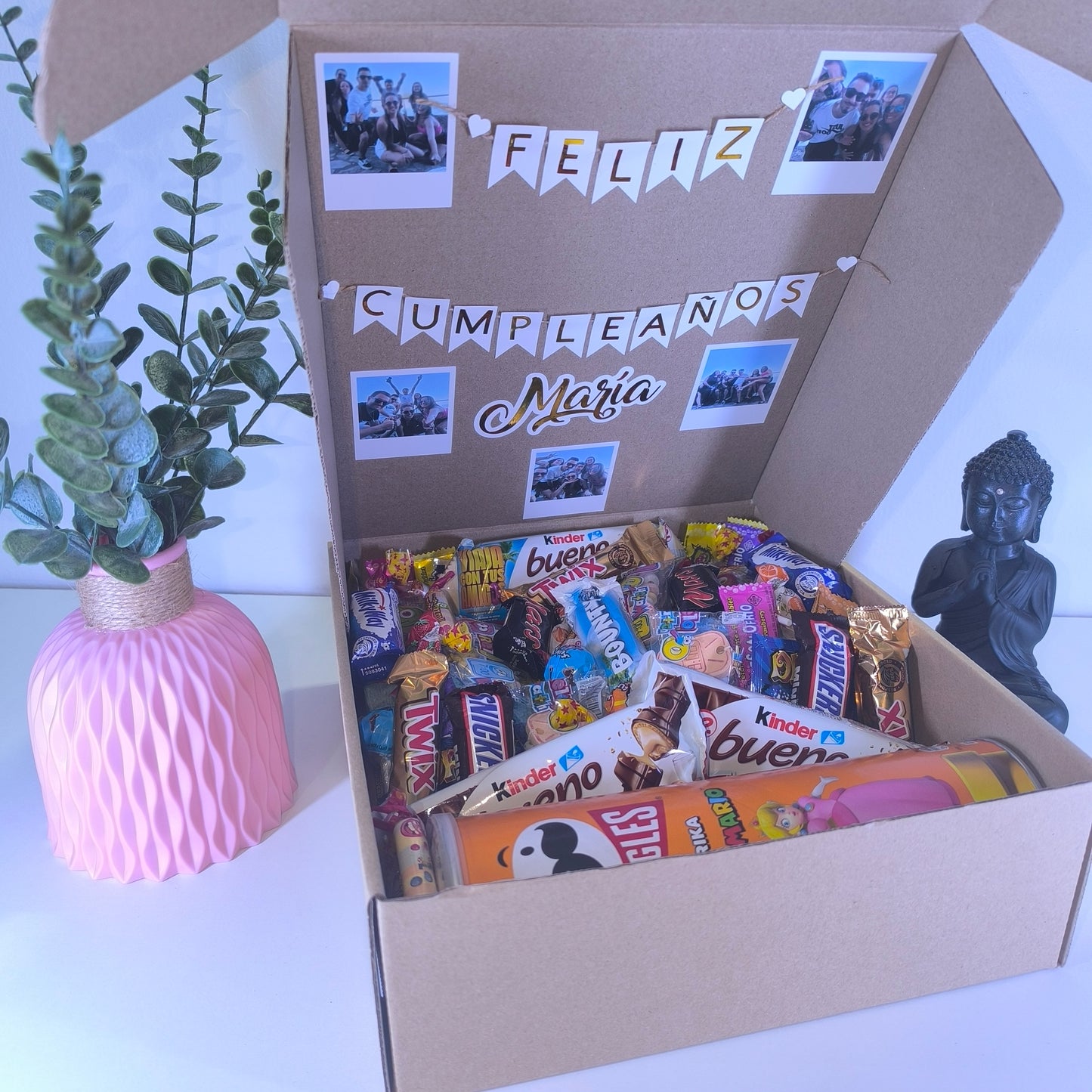Caja de chuches especial cumpleaños personalizada con nombre y fotos