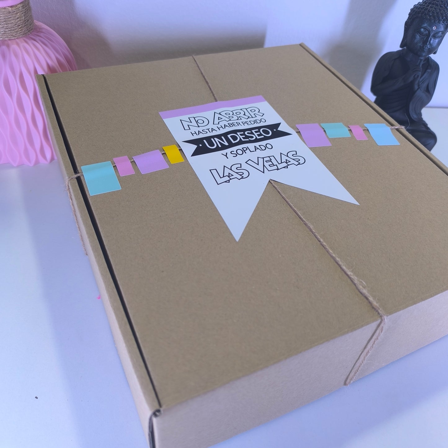 Caja de chuches especial cumpleaños personalizada con nombre y fotos