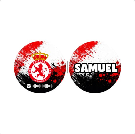 Llavero de fútbol personalizado con escudo, himno en código Spotify y nombre