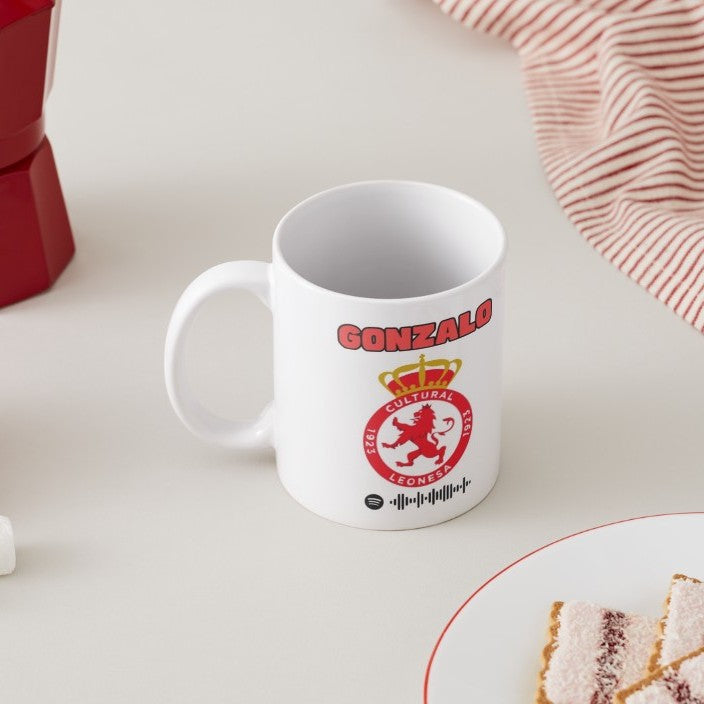 Taza personalizada de tu equipo con escudo, nombre y código Spotify del himno